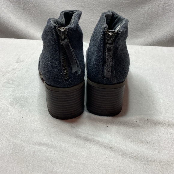 Toms gray heeled ankle boots size 9 - Picture 2 of 6